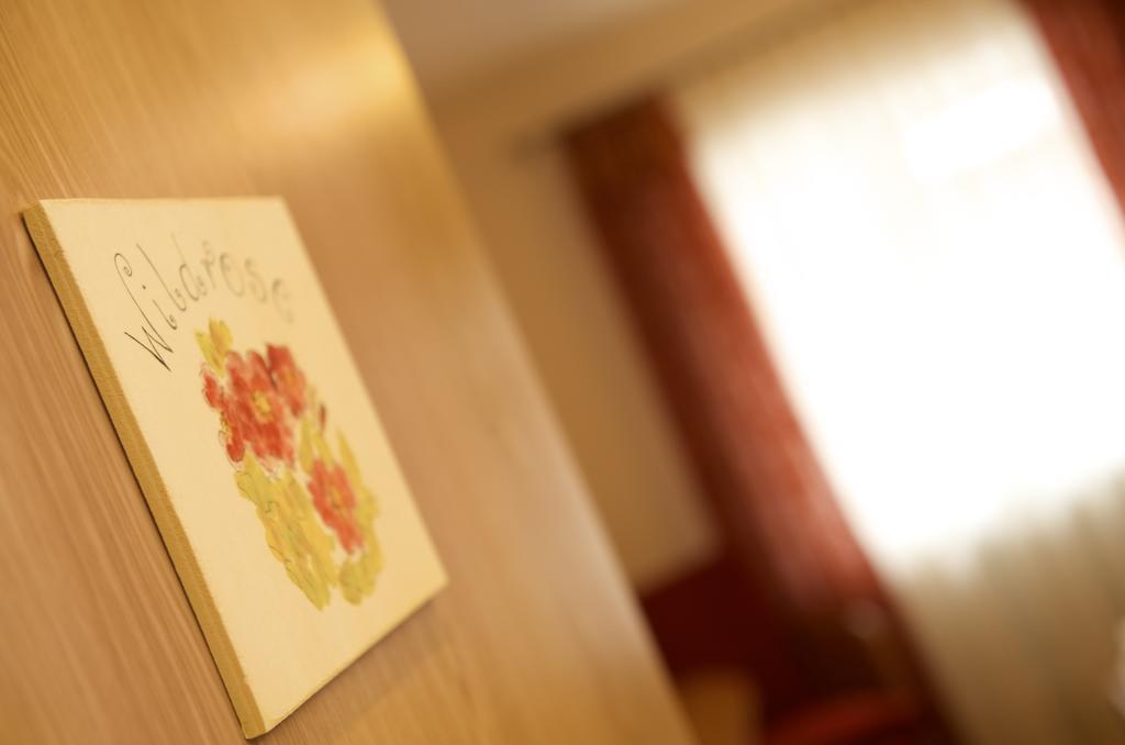 Gasthof Zum Kreuz Neuenburg am Rhein Room photo