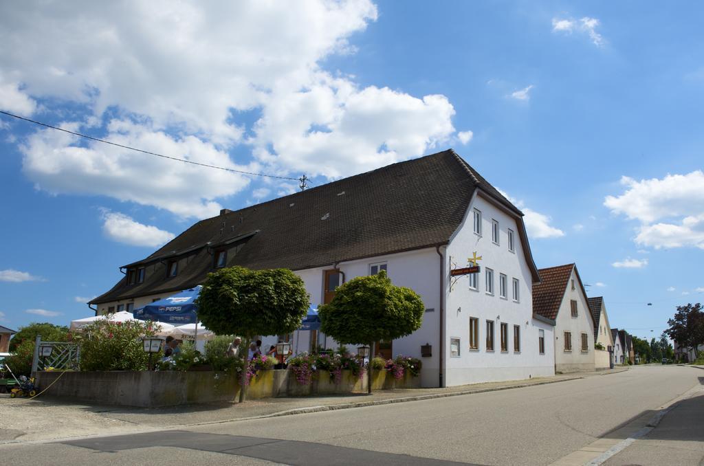 Gasthof Zum Kreuz Neuenburg am Rhein Exterior photo